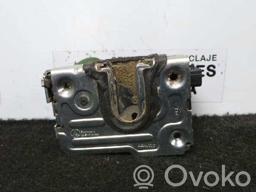 Dacia Duster Rear door lock 