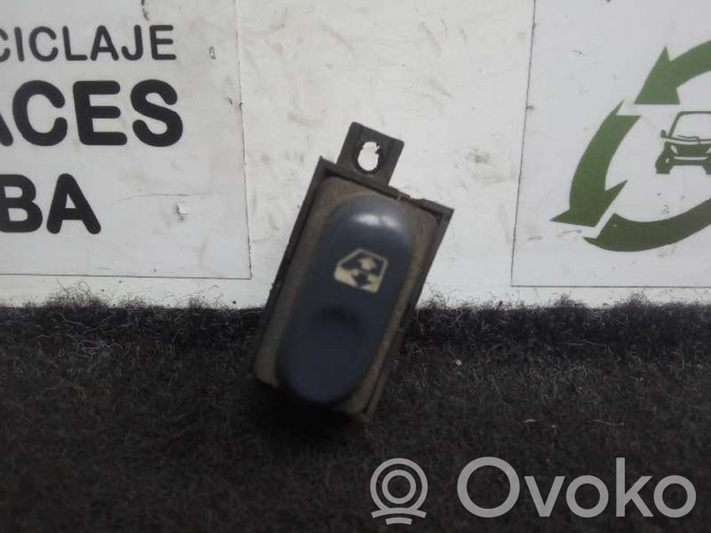 Electric window control switch   7700875678,1BOTON6PINES,CONECTORMARRON