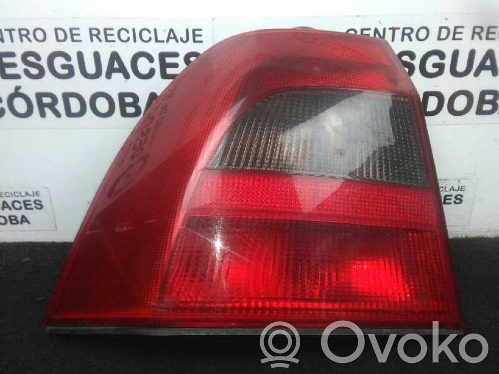 Opel Vectra B Rear/tail lights 
