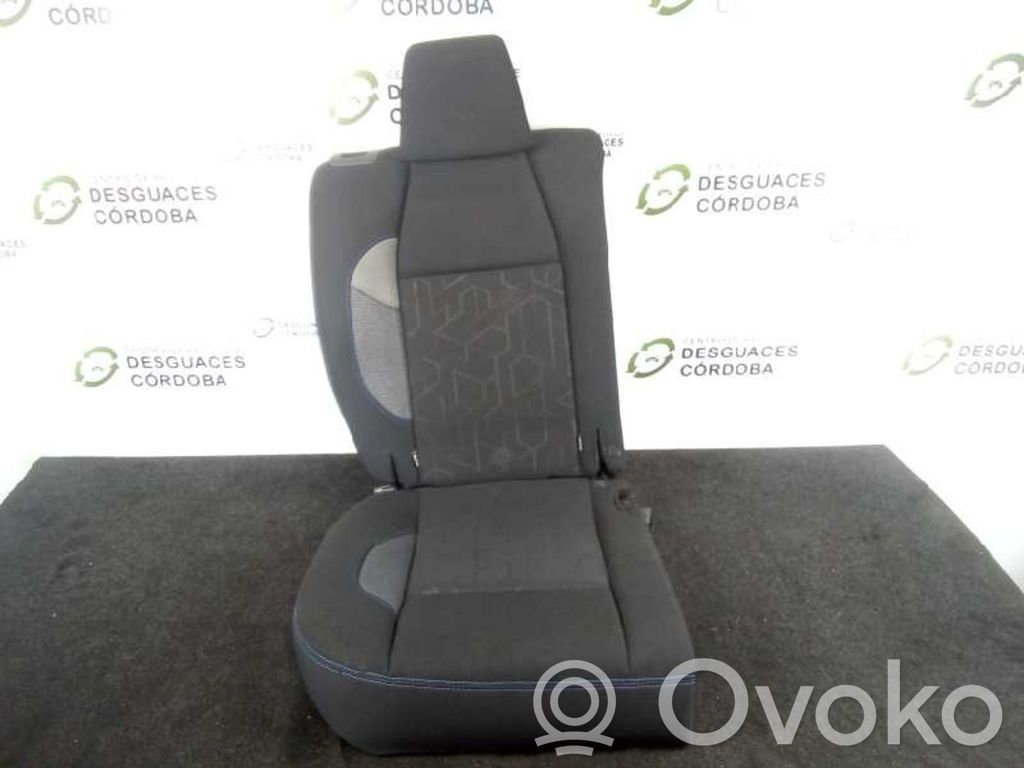 Asiento trasero   CONTARA