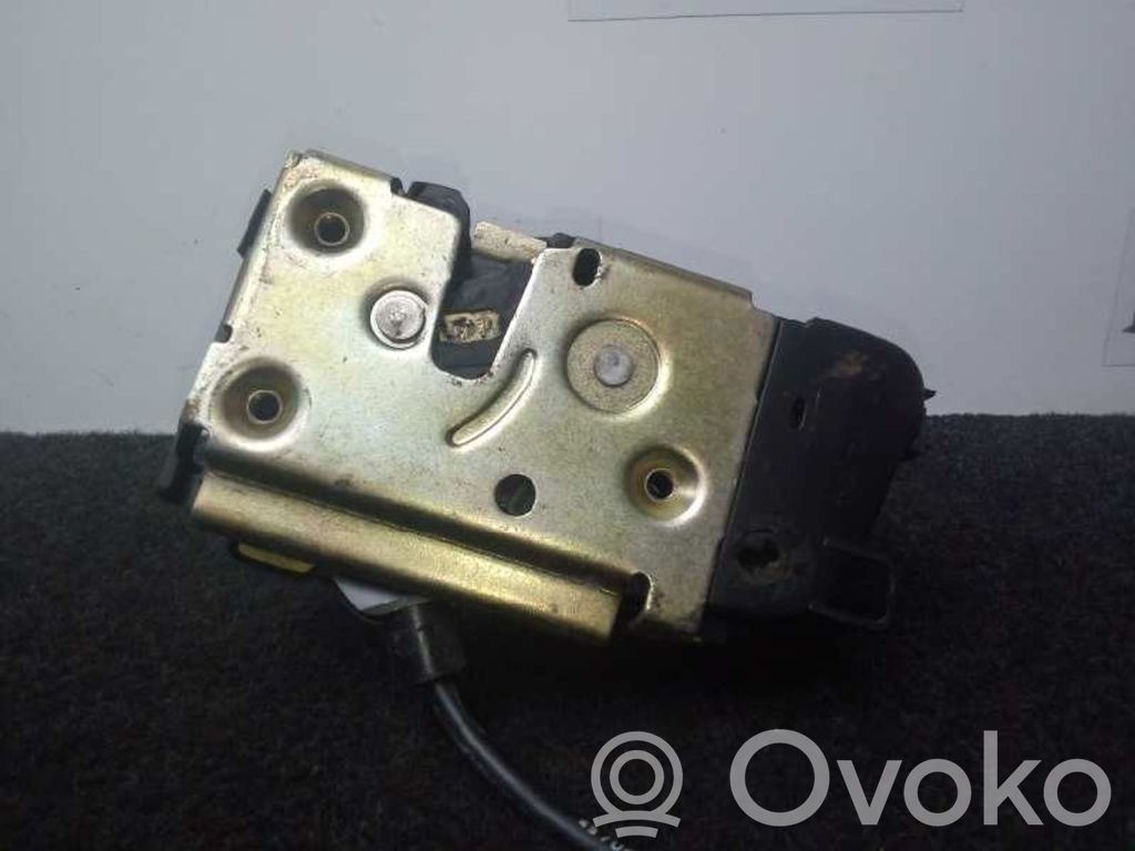 Renault Laguna II Rear door lock 