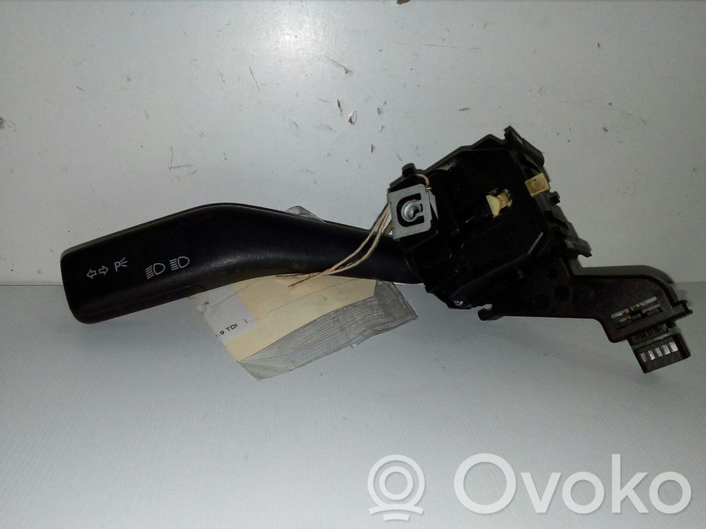Volkswagen Golf SportWagen Panel lighting control switch 