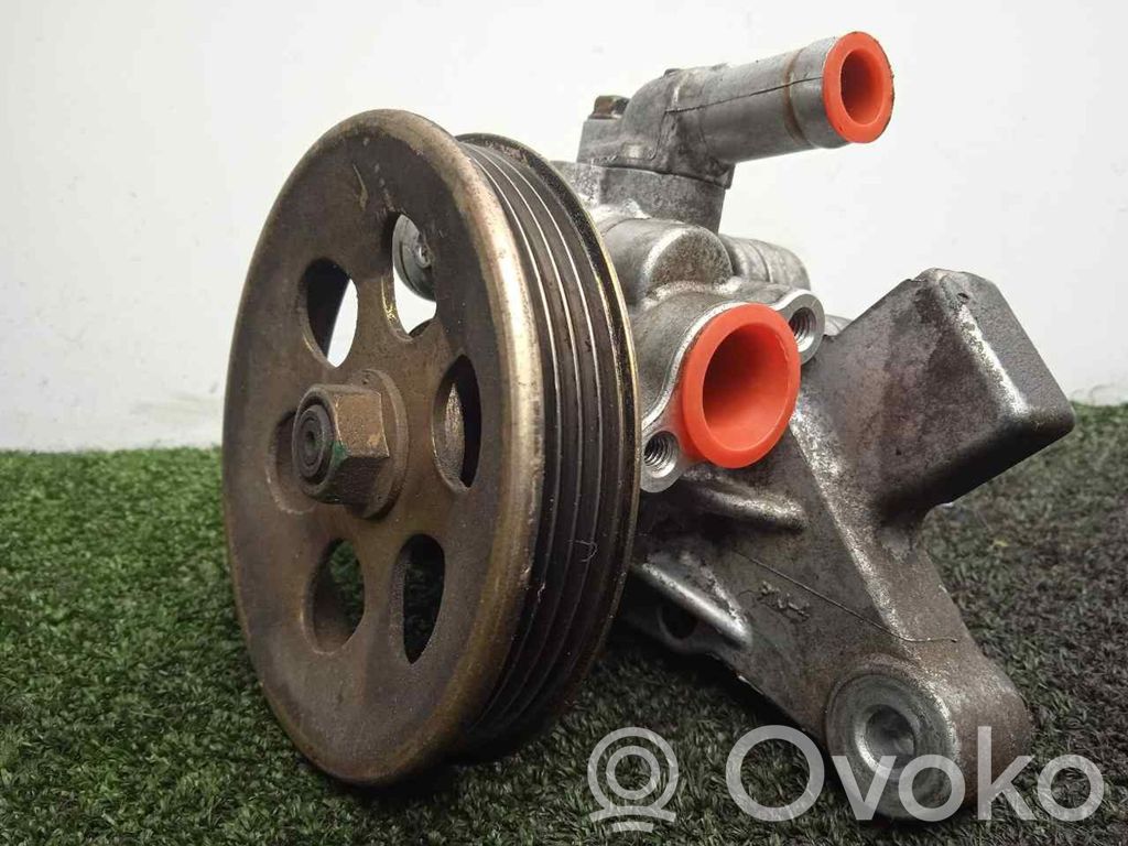 Honda Civic Power steering pump 