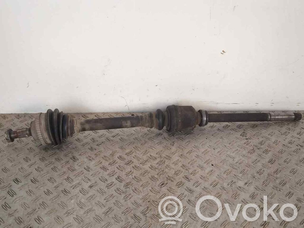 Renault Clio II Priekšējā pusass 