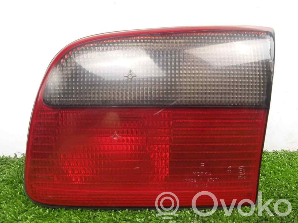 Opel Omega B1 Tailgate rear/tail lights 