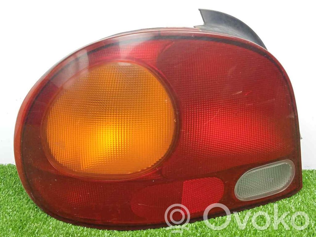 Hyundai Accent Задний фонарь в кузове 