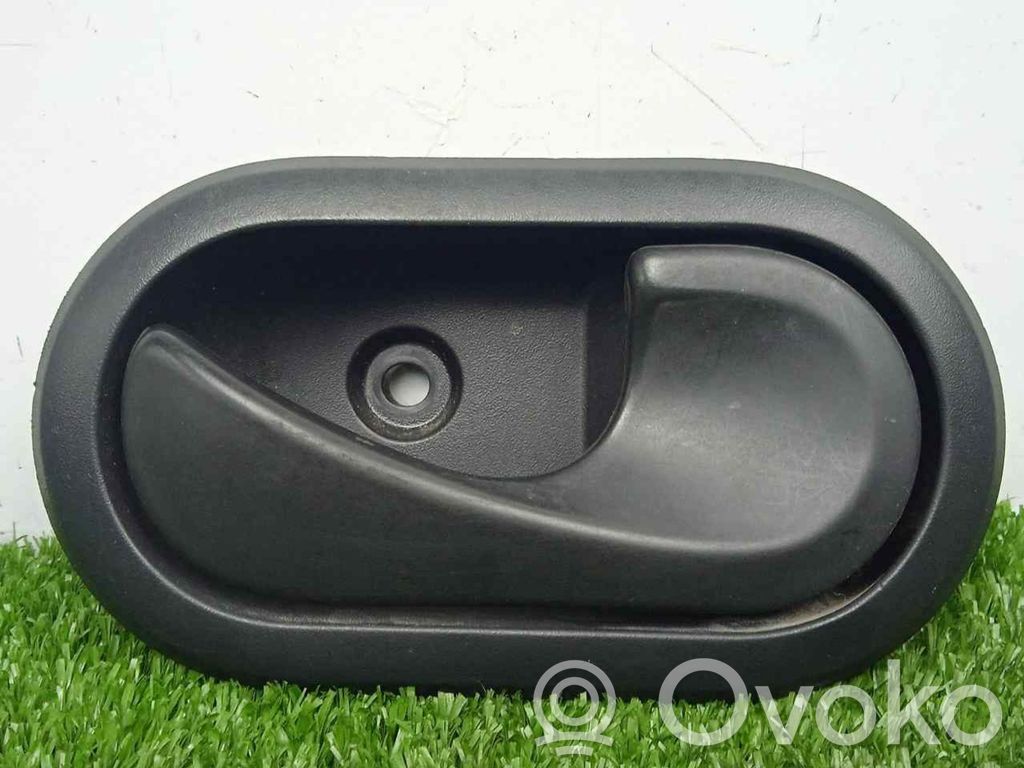 Dacia Duster Manecilla interna puerta delantera 