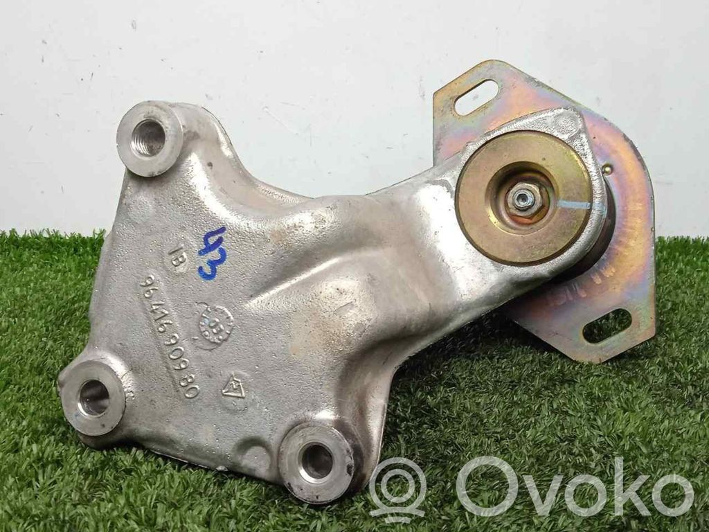 Engine mount bracket   9641690980