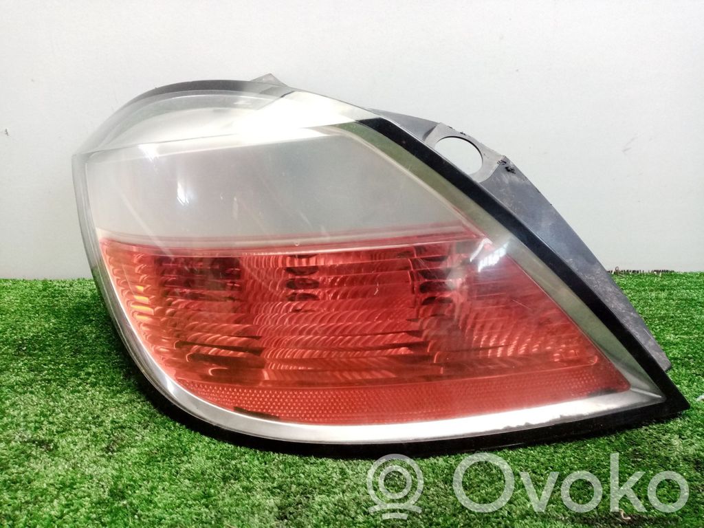 Rear/tail lights   ASTRAH0407,5PUERTASBLANCO