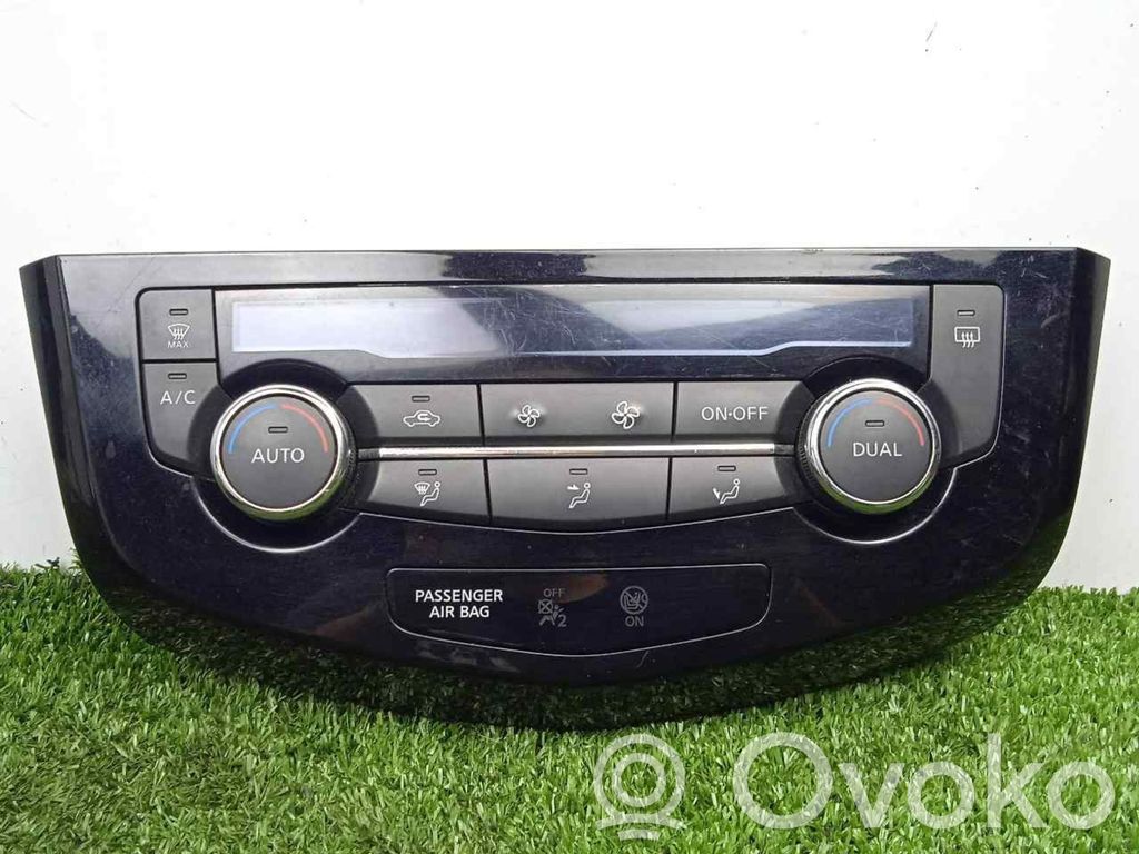 Nissan X-Trail T32 Climate control unit 