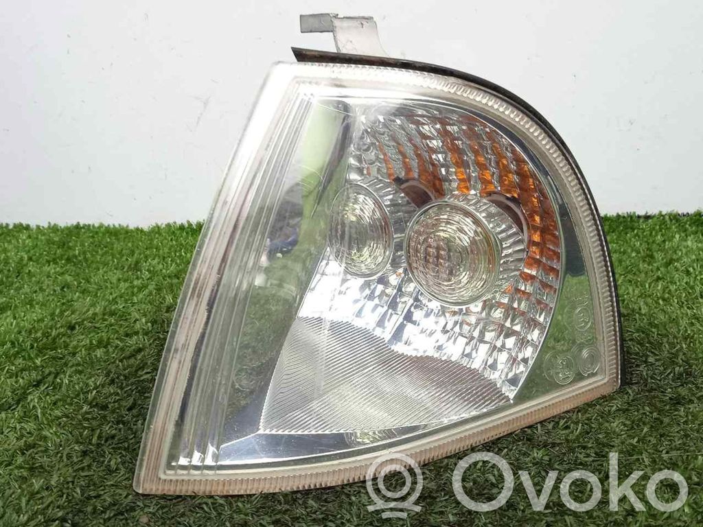 Skoda Octavia Mk1 (1U) Front indicator light 
