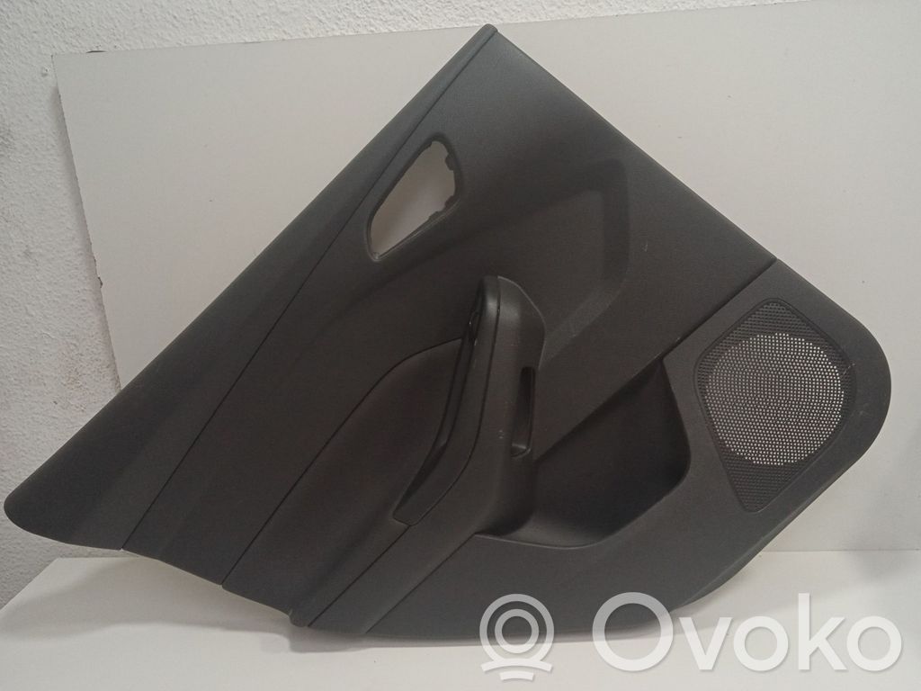 Apšuvums aizmugurējām durvīm   BM51A2740701