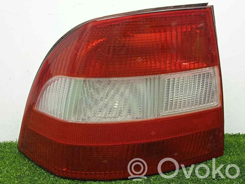 Opel Vectra B Rear/tail lights 