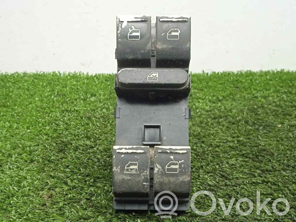 Electric window control switch   1K4959857,4BOTONES