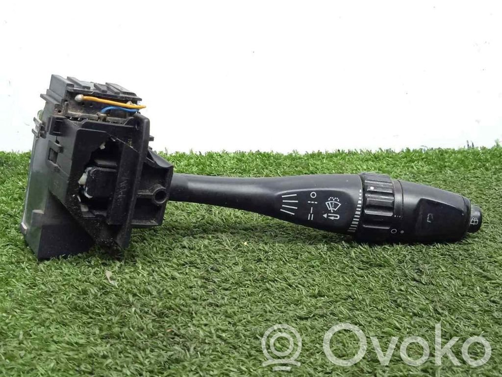 Wiper control stalk   SINREFERENCIA