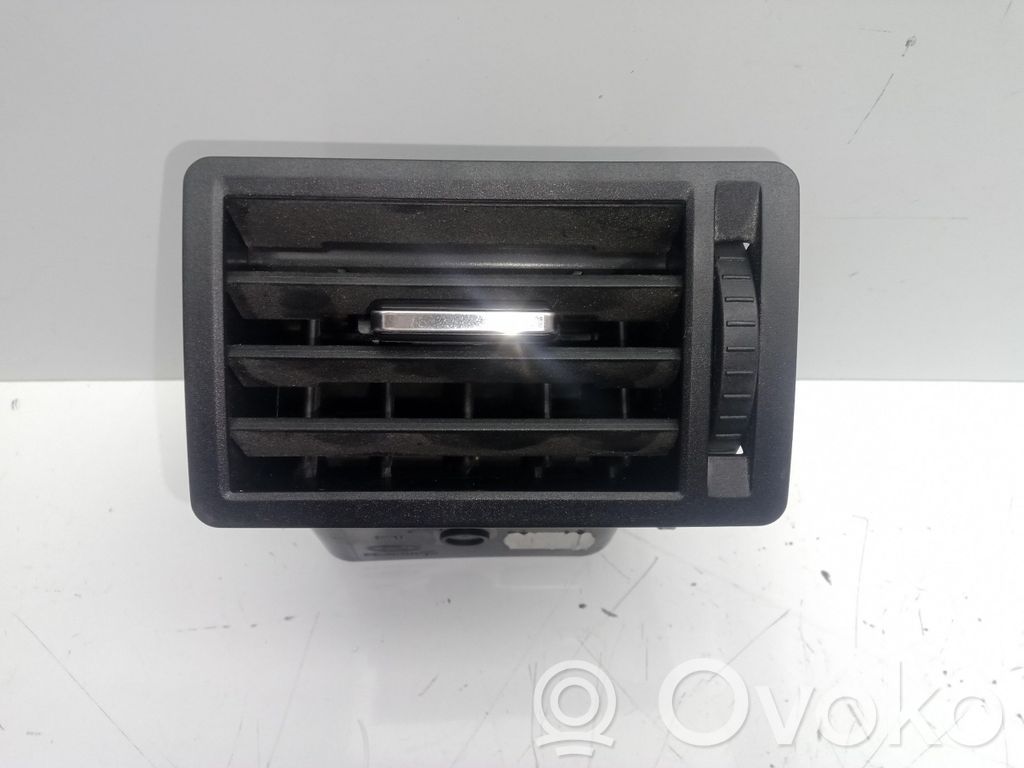 Centrinės oro grotelės   3M51R018B09