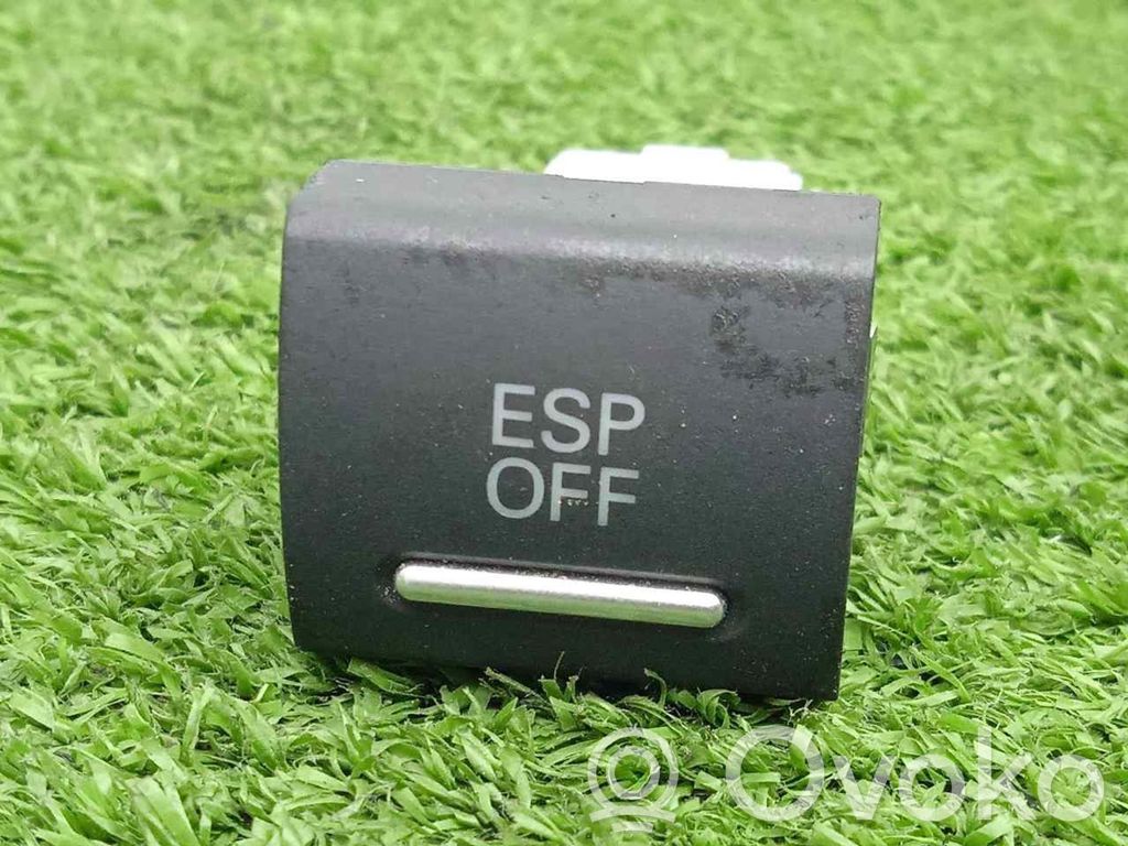 Audi A3 S3 8P Interrupteur / bouton multifonctionnel 