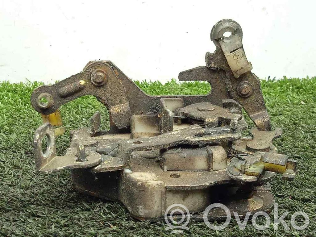 Nissan Patrol 260 Serratura portiera anteriore