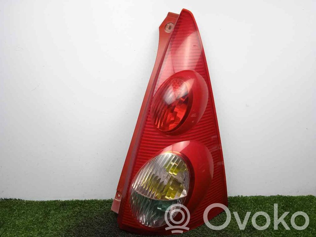 Rear/tail lights   0512