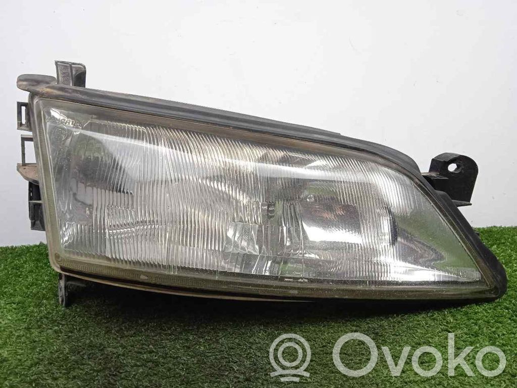 Opel Vectra B Priekinis žibintas 