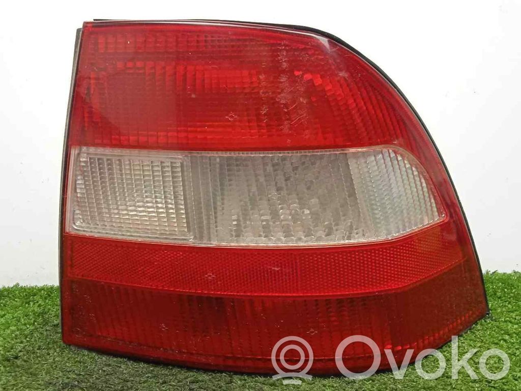 Opel Vectra B Rear/tail lights 