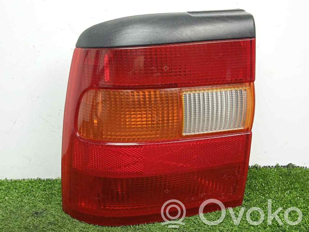 Opel Vectra A Luci posteriori 