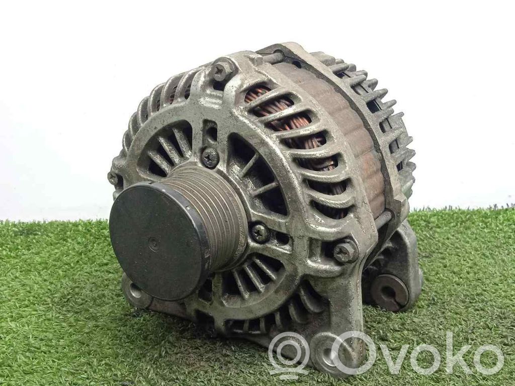 Nissan X-Trail T31 Alternador 