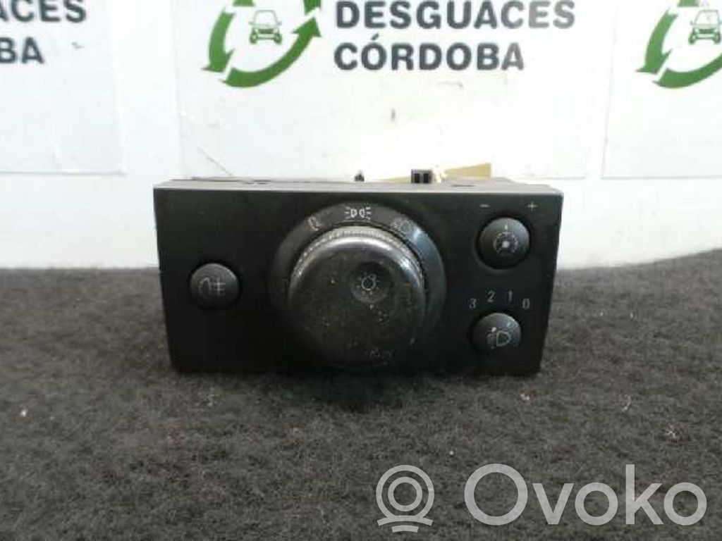 Interrupteur / bouton multifonctionnel   9185884,1ANTINIEBLA