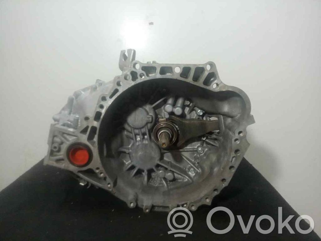 Toyota Avensis T270 Scatola del cambio manuale a 5 velocità