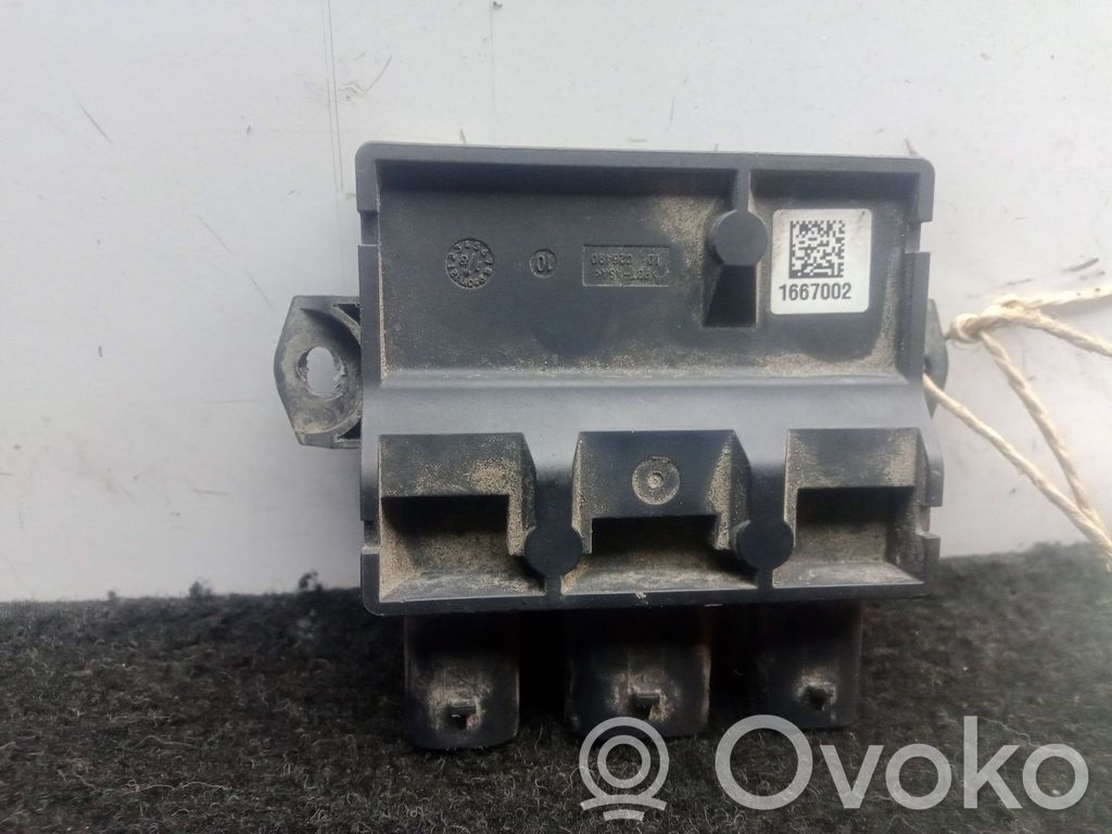 Other control units/modules   C94695103