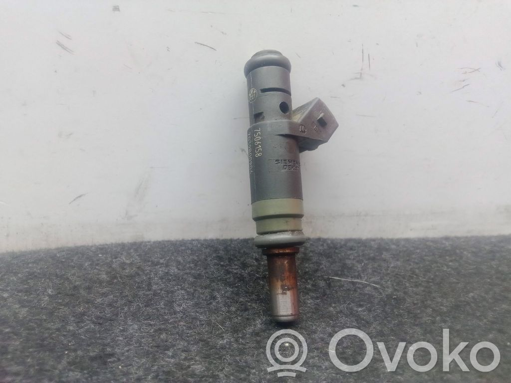 Injektor Einspritzdüse   7506158