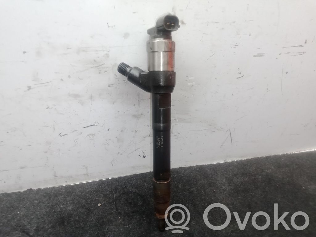 Polttoainesuutin   55570012,DENSO