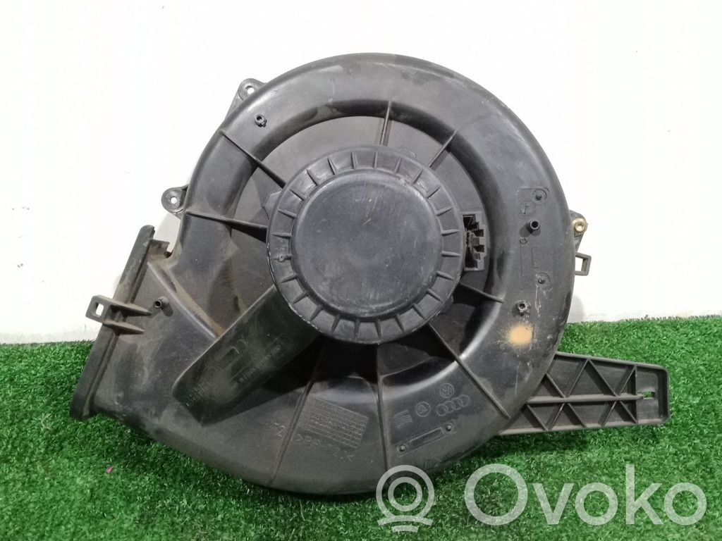 Ventilator aerotermă   6Q1820015C78608,BEHR,175MM