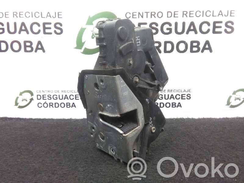 Rear door lock   9800
