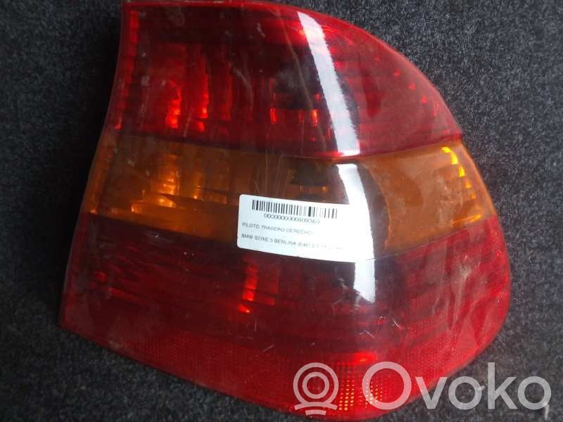 Rear/tail lights   0105EXTERIOR,AMBAR