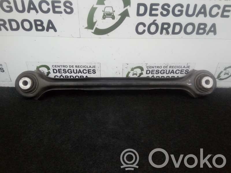 Brazo de suspensión trasero