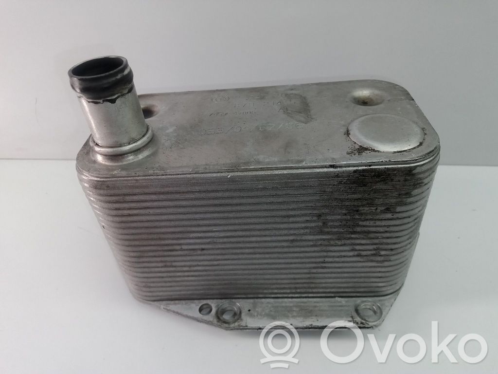 BMW 7 E38 Engine oil radiator 