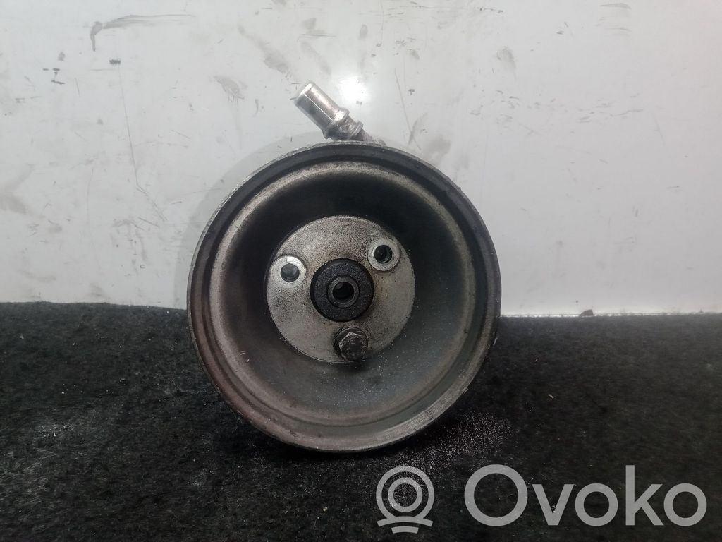 Ohjaustehostimen pumppu   7613955511