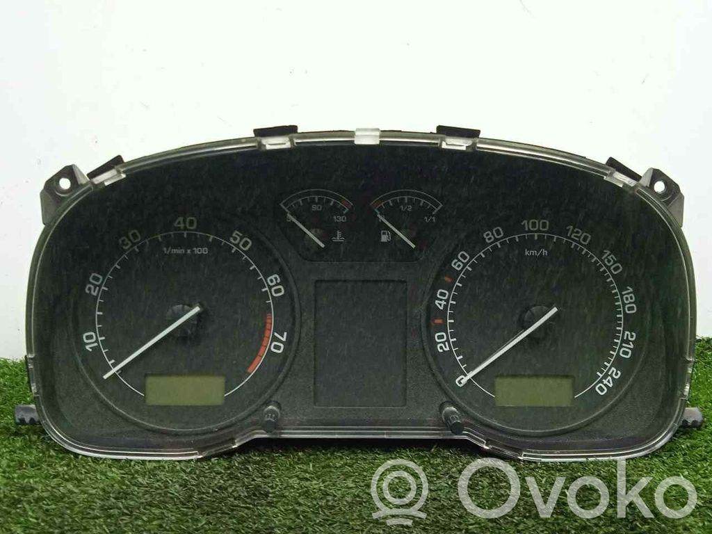 Skoda Octavia Mk1 (1U) Tachimetro (quadro strumenti) 