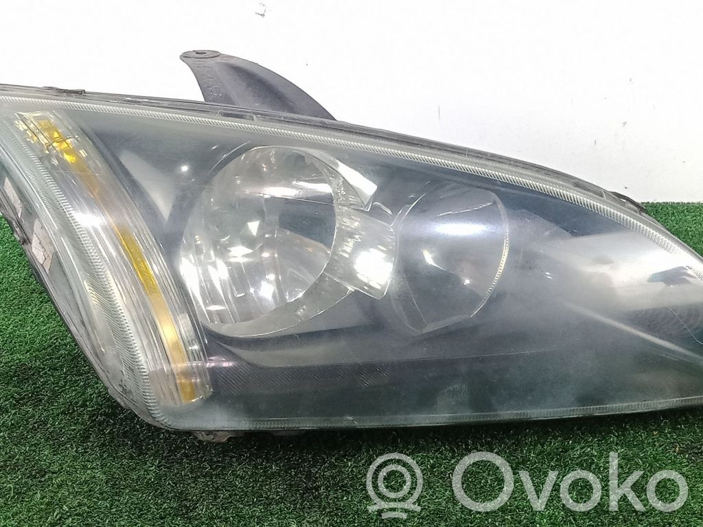 Ford Focus Etu-/Ajovalo 