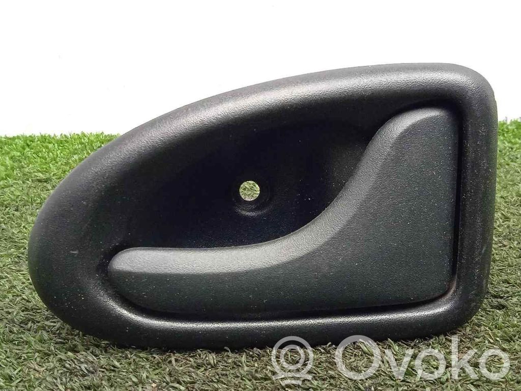 Manecilla interna puerta delantera   7700830079