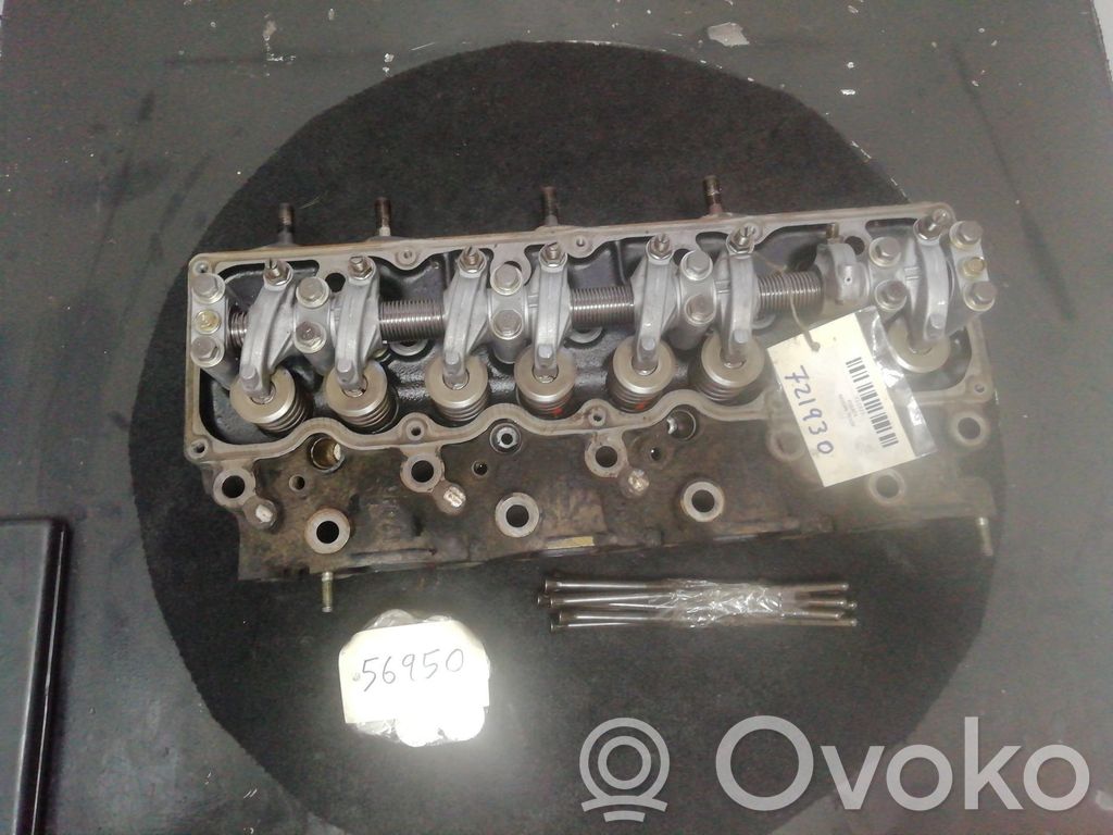 Culata del motor   0F041