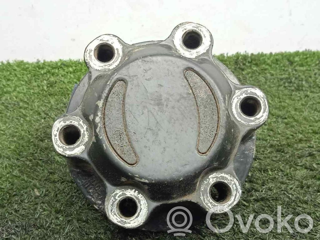 KIA Sportage Cubo de rueda delantera 