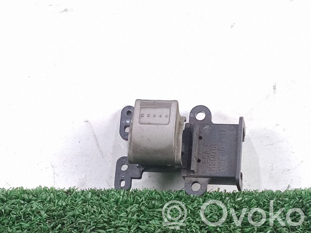 Interruptor del elevalunas eléctrico   M20013