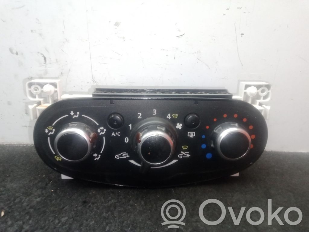 Dacia Duster II Air conditioner control unit module 