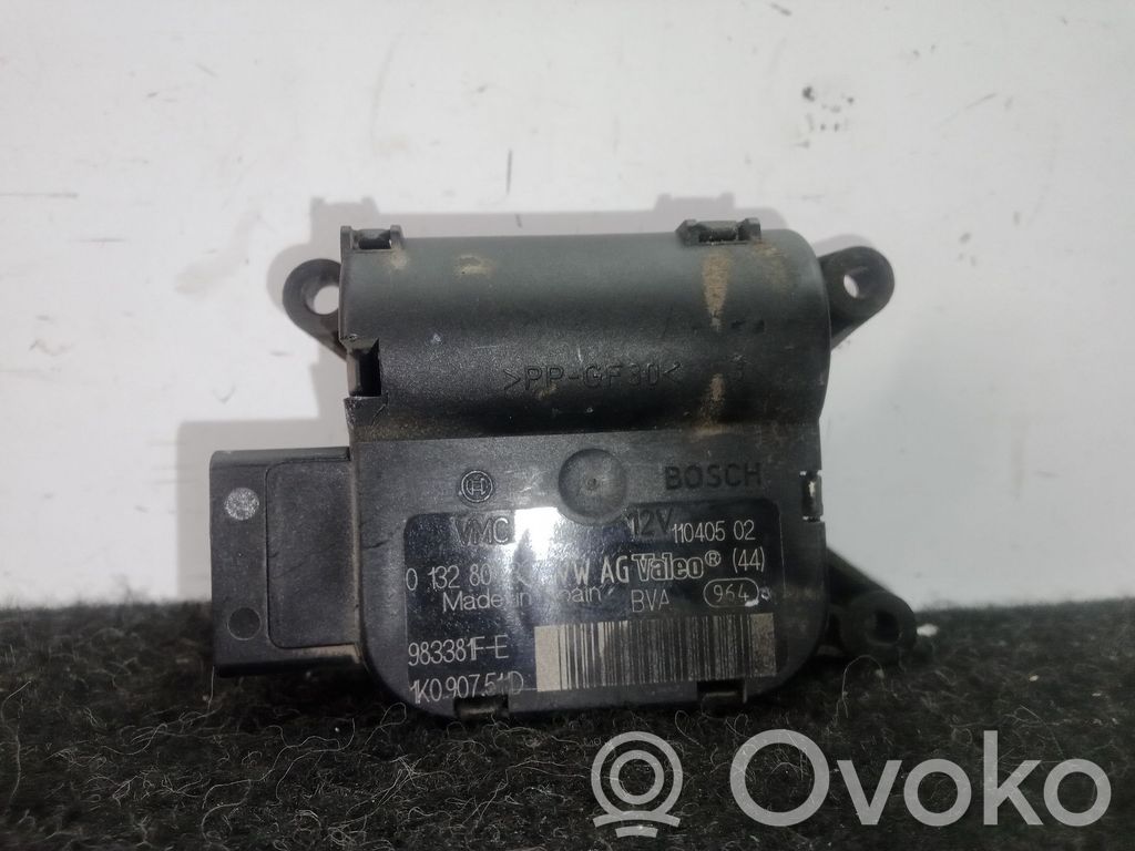 Commande de chauffage et clim   0132801337