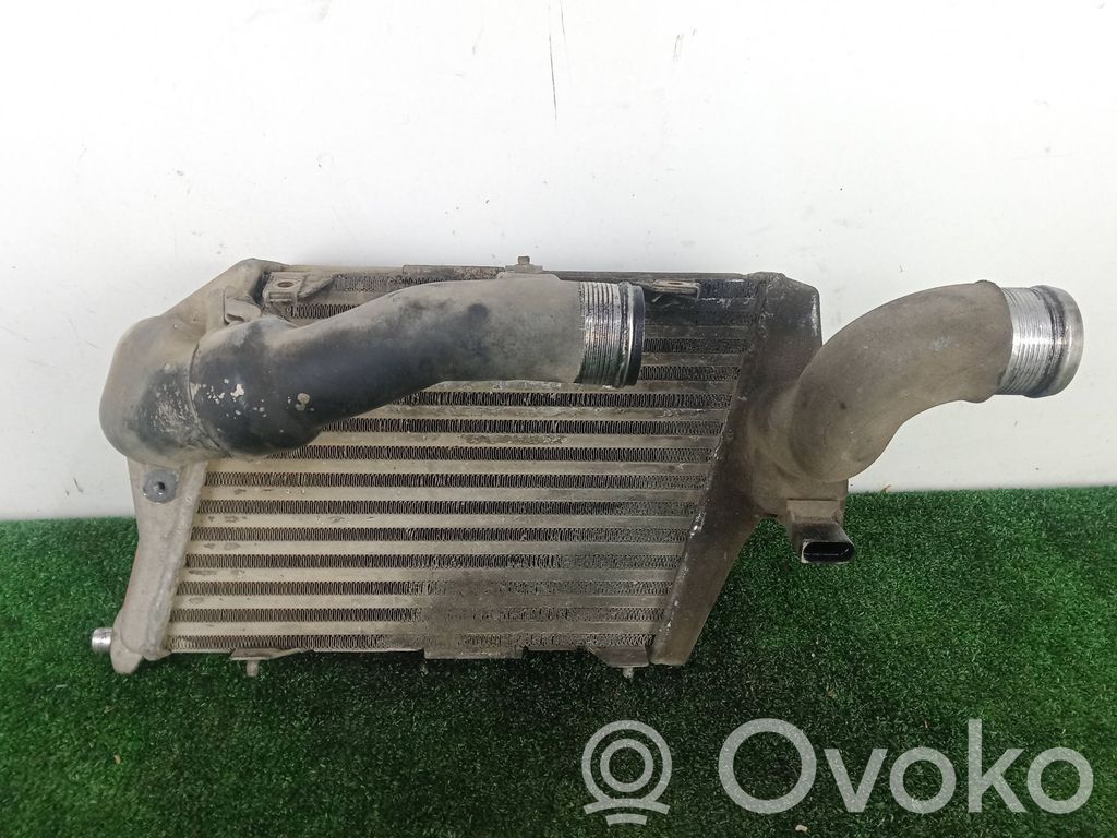 Radiador intercooler   4E0145805D,270X208X64