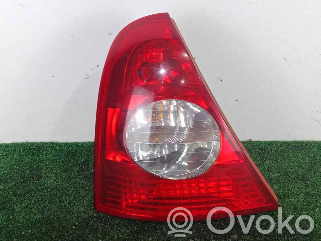Renault Clio II Luci posteriori 