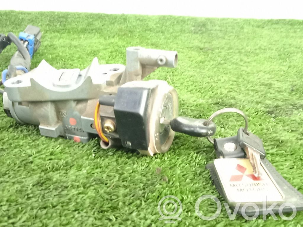 Mitsubishi Montero Aizdedzes atslēga 