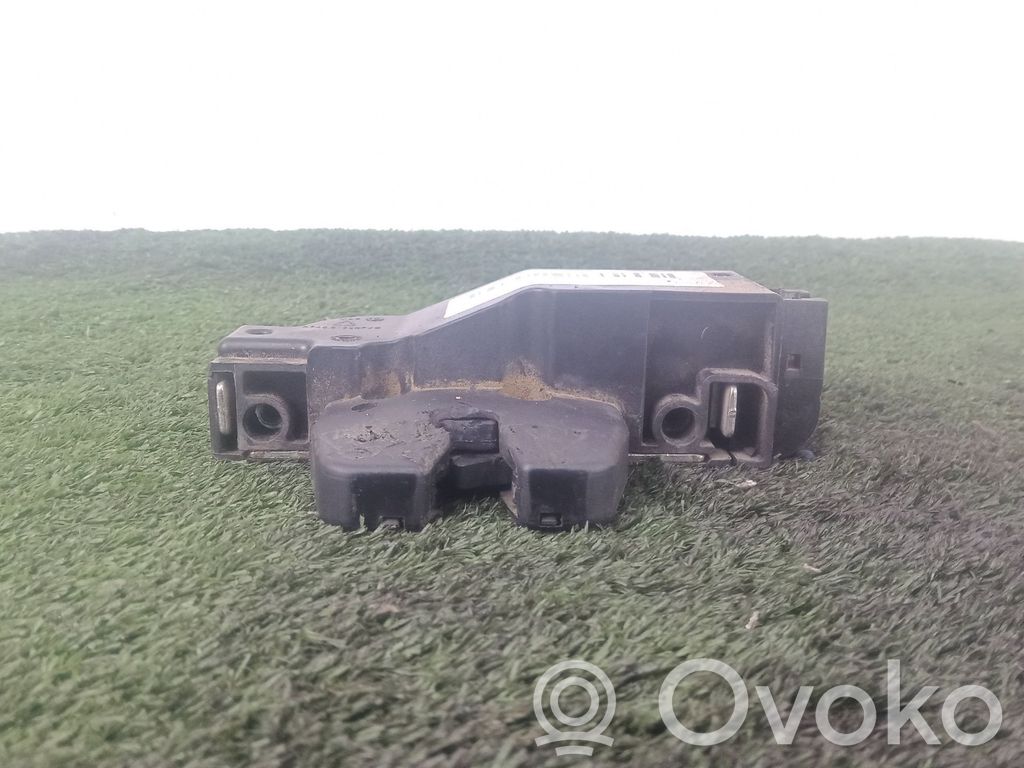 Tailgate lock latch   ELECTRICA3PINES